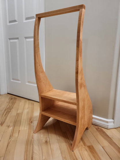 Step Stool with Handle