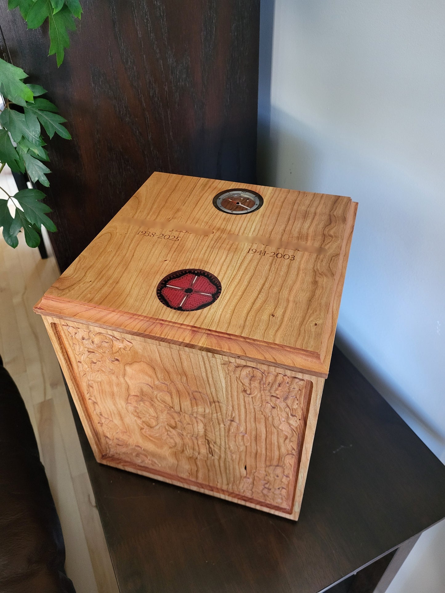 Urn (Cremains Box)